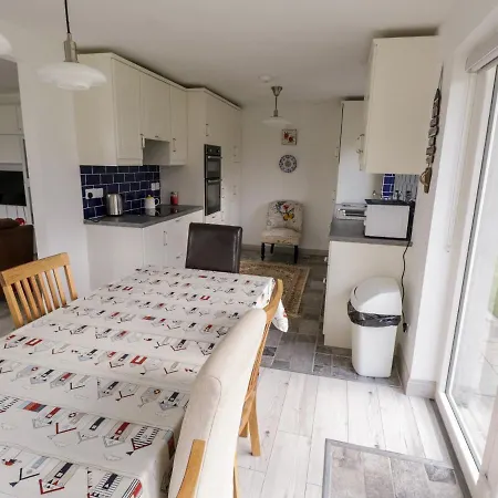 38 Carrowhubbock Village *