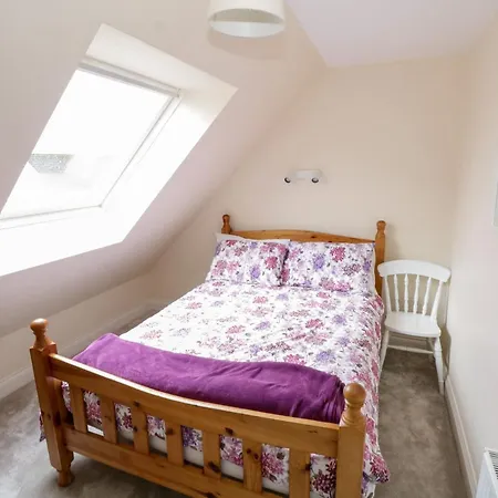 38 Carrowhubbock Village *